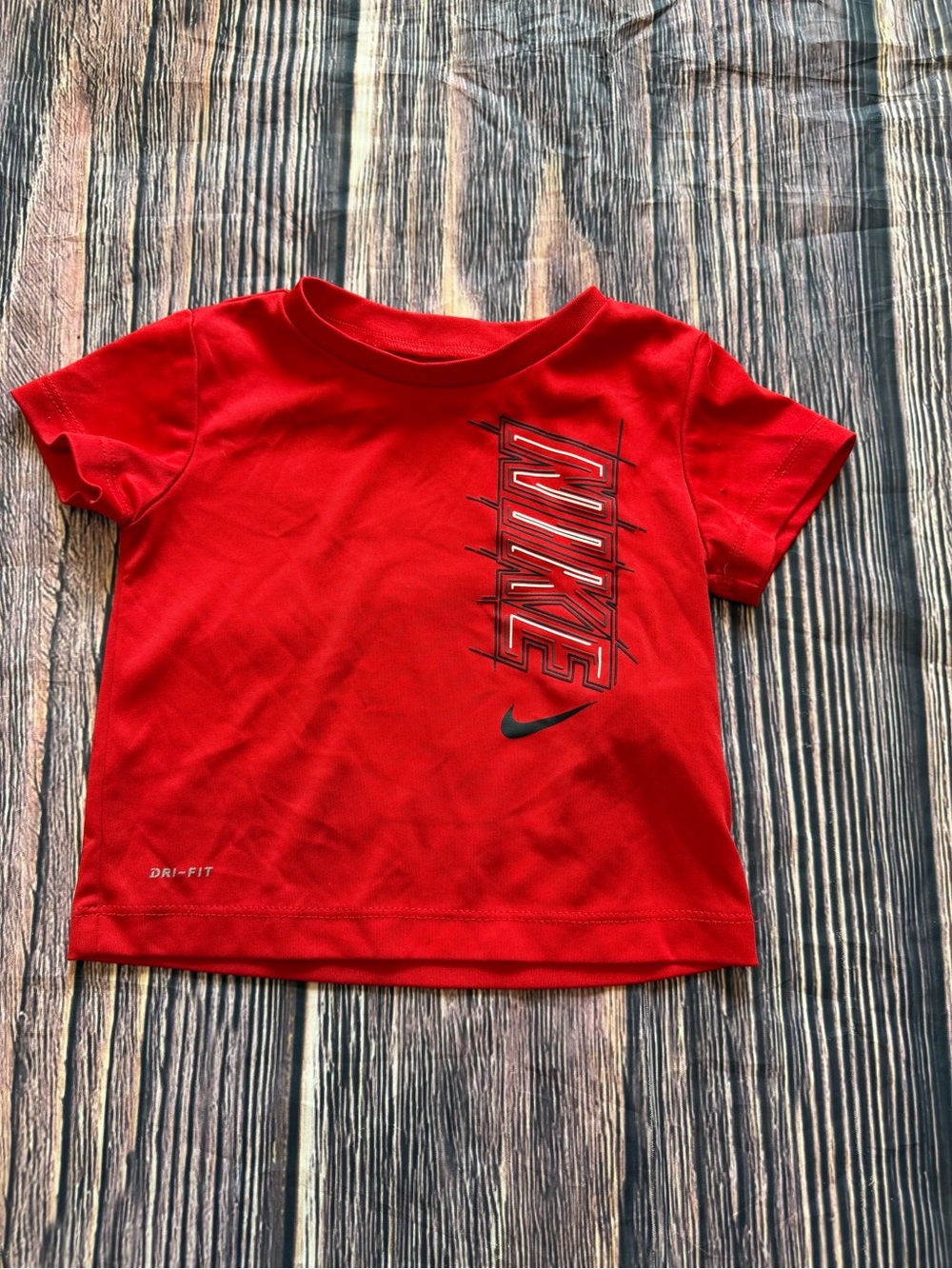 Nike Baby Boys Dri-FIT Red T-Shirt Size 12M